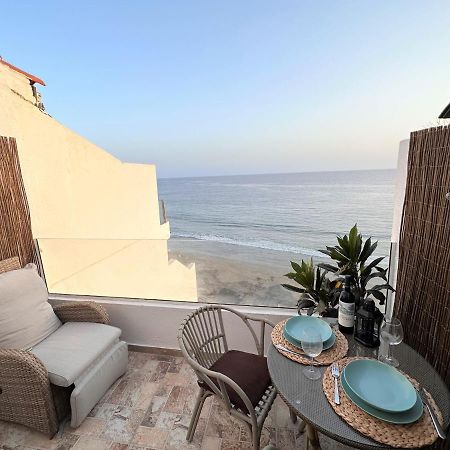 Ocean Views - Beach Apartment パタラバカ エクステリア 写真