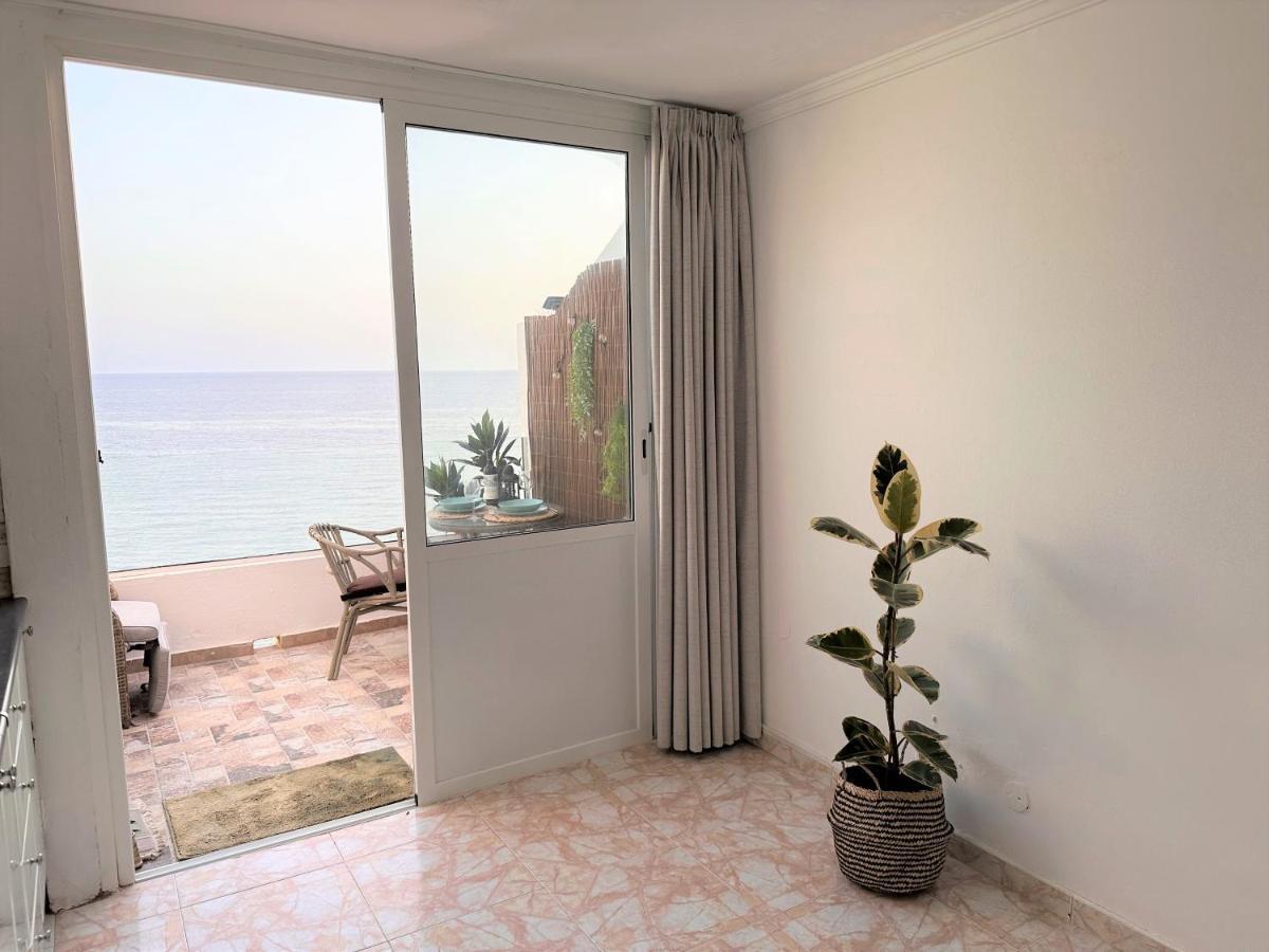 Ocean Views - Beach Apartment パタラバカ エクステリア 写真